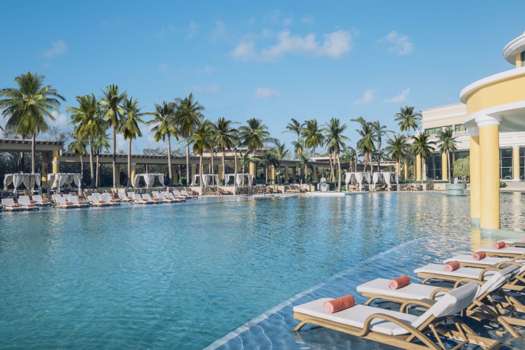 Pool JOIA Paraiso by Iberostar