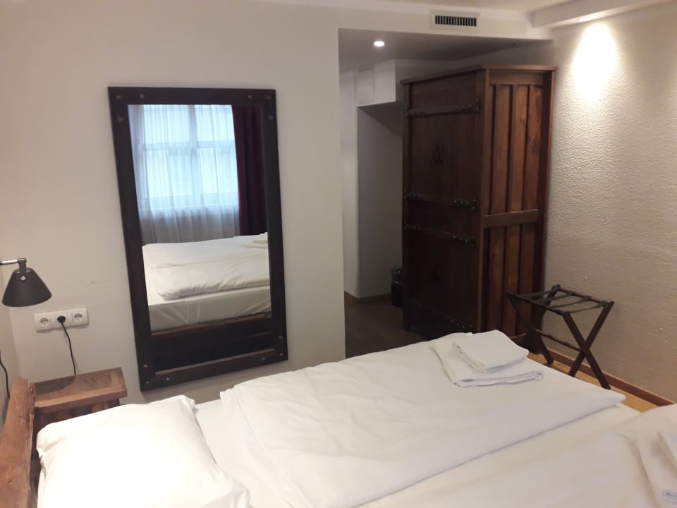 Zimmer Hotel Enziana Wien