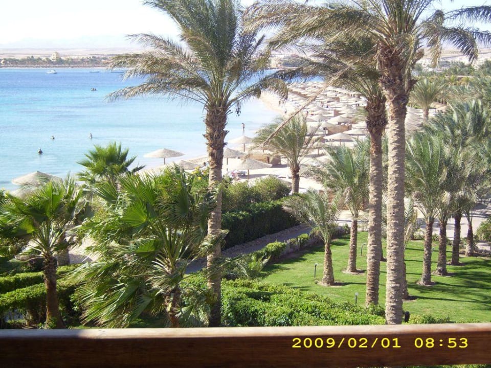 Blick zum Strand Fort Arabesque Resort, Spa & Villas