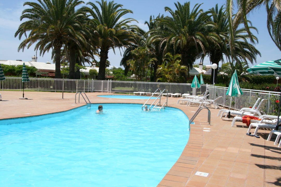 Blick auf den Pool Hotel Los Melocotones