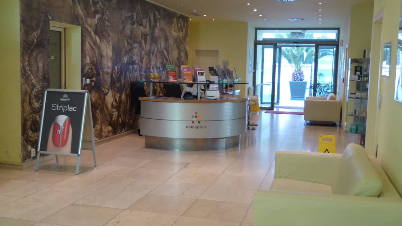 Eingang Spa-Bereich Savoy Westend Hotel