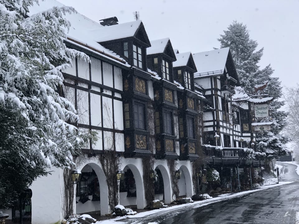 Außenansicht Relais Chateaux Jagdhof Glashütte