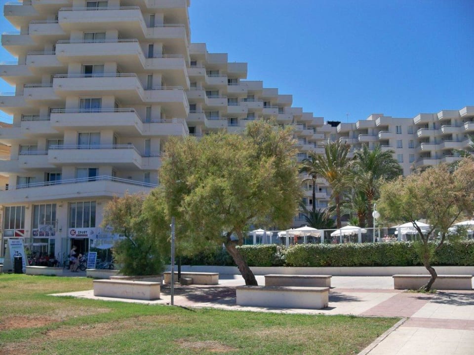 Außenansicht Aparthotel Playa Dorada