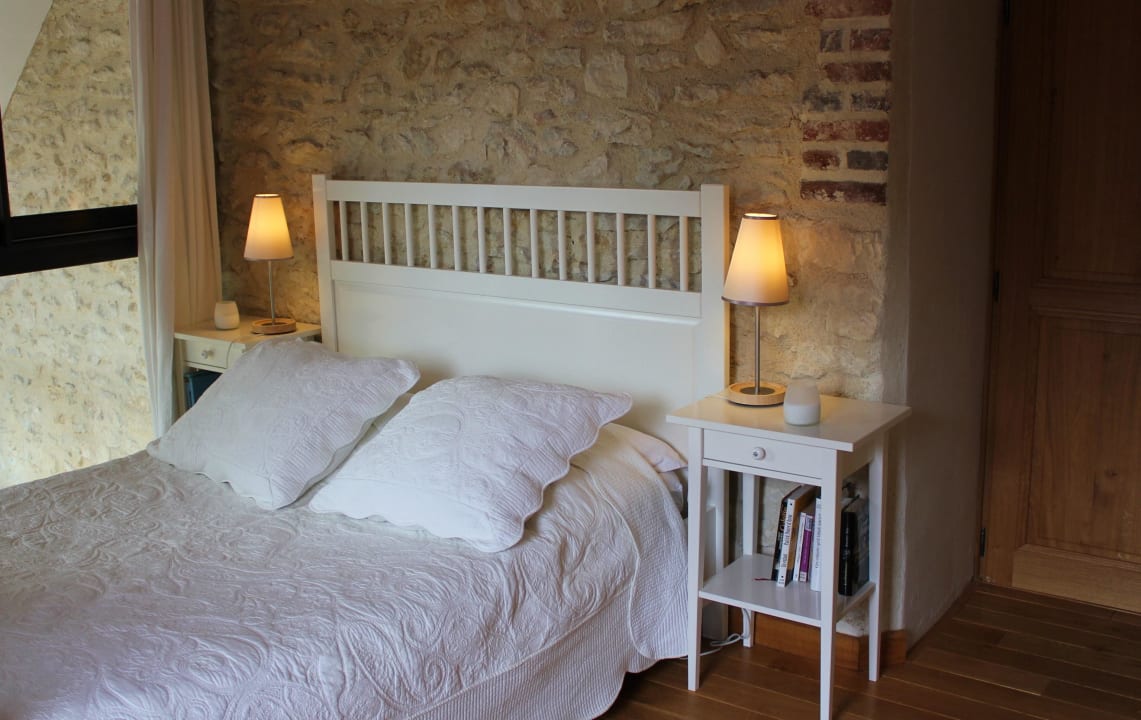 Chambre Rose Guesthouse La Croix St Jean