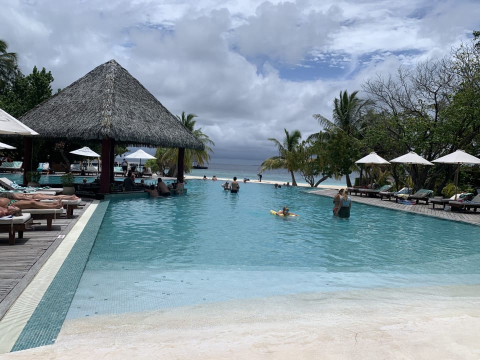 Pool Adaaran Select Meedhupparu Island Resort - Premium All Inclusive