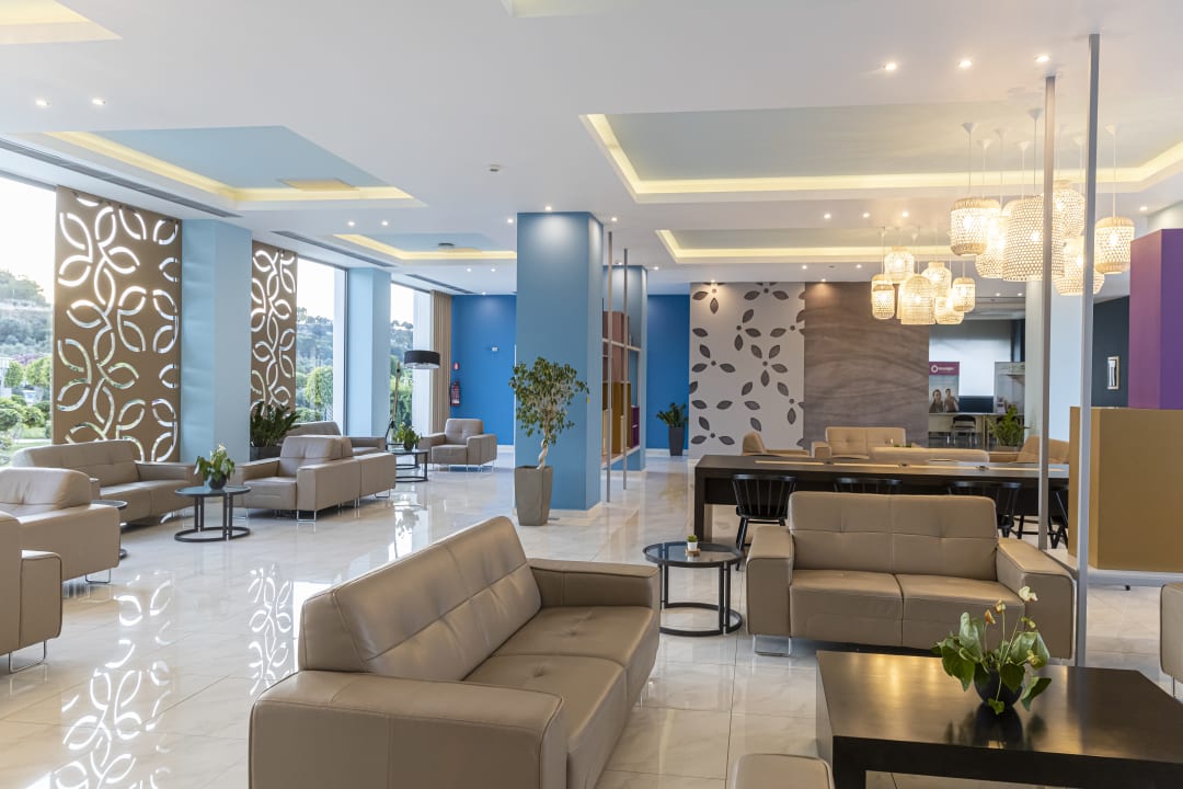 Lobby Asterias Beach Resort