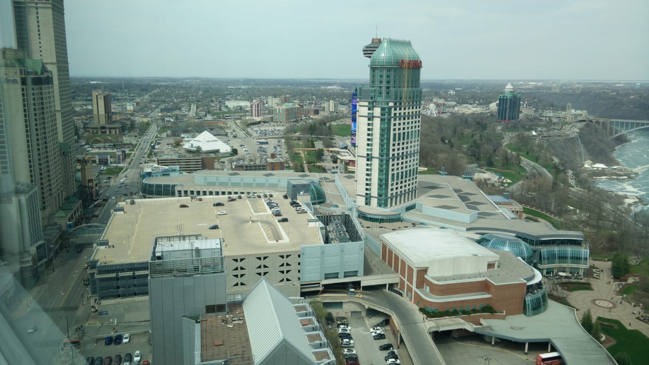 Ausblick Embassy Suites Hotel Niagara Falls / Fallsview