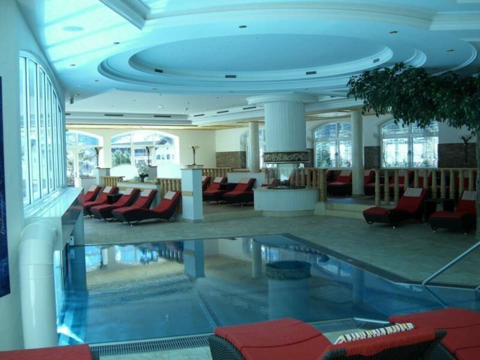 Innenpoolbereich Hotel Edenlehen