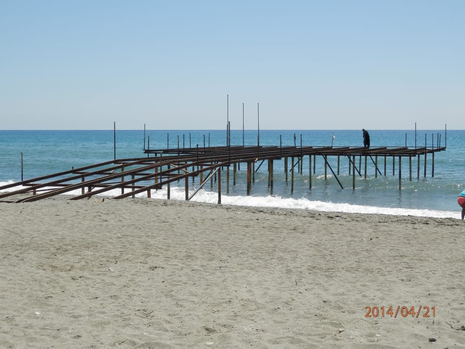 I piekne molo Hotel Hedef Resort