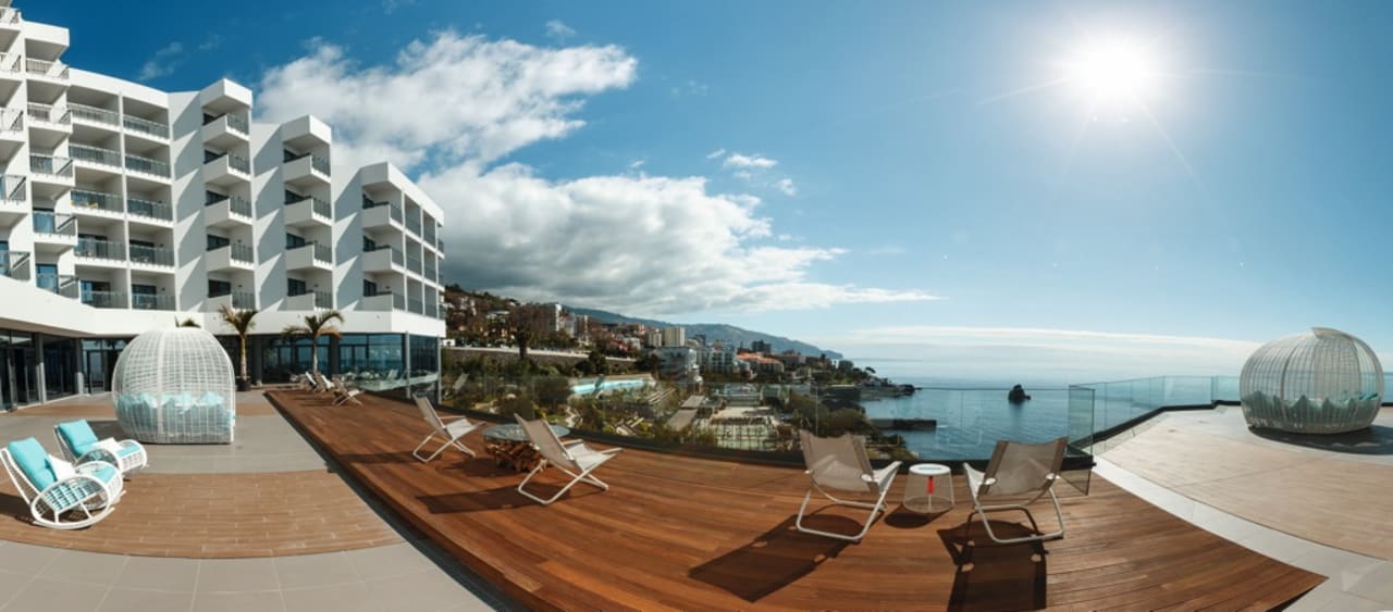 Außenansicht Hotel Baia Azul