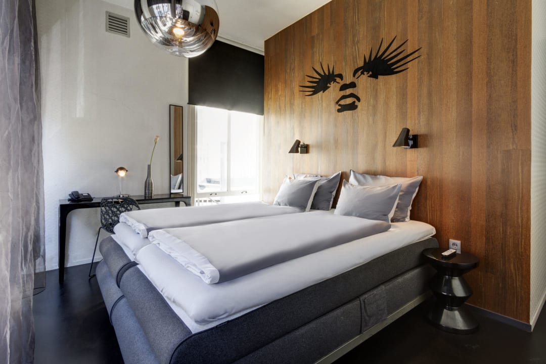 Large Twin Room Hotel V Frederiksplein