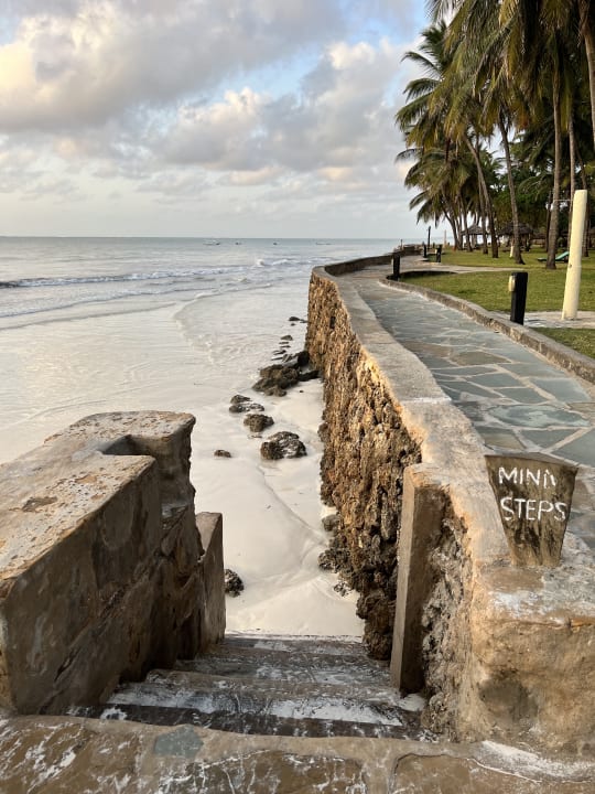 Strand Neptune Village Beach Resort & Spa