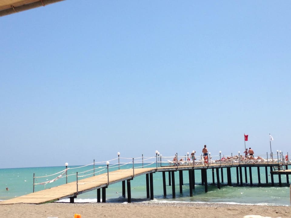 Steg am Strand  Kirman Belazur Resort & Spa