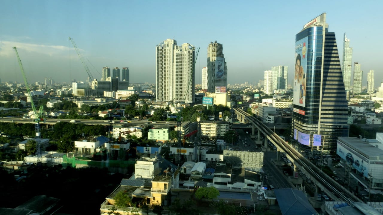 Nicht mehr lange! Davor wird gebaut! Eastin Grand Hotel Sathorn