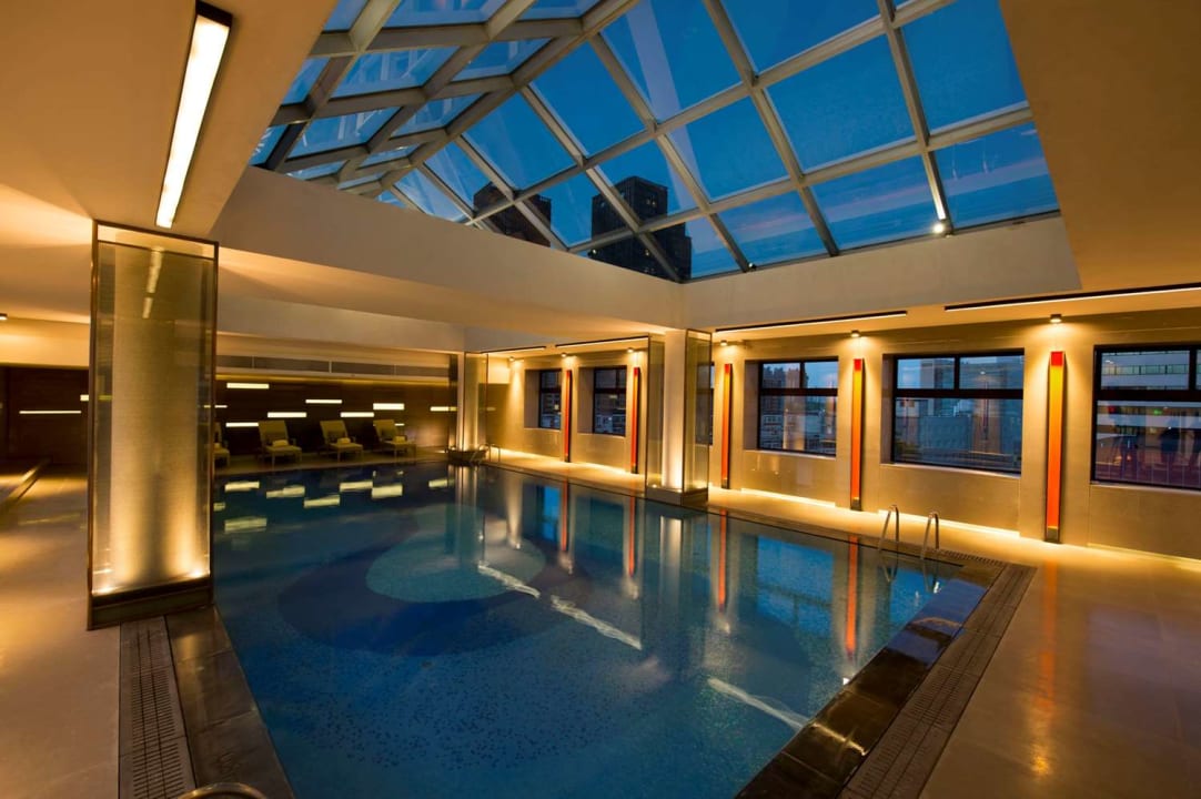 Pool Hilton Beijing