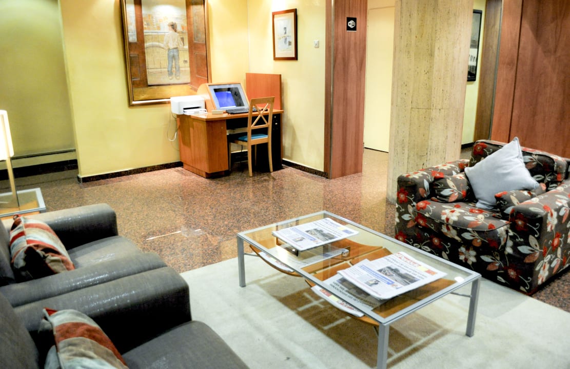 Hall Hotel Catalonia Castellnou