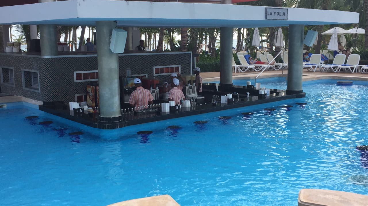 Poolbar Hotel Riu Palace Bavaro