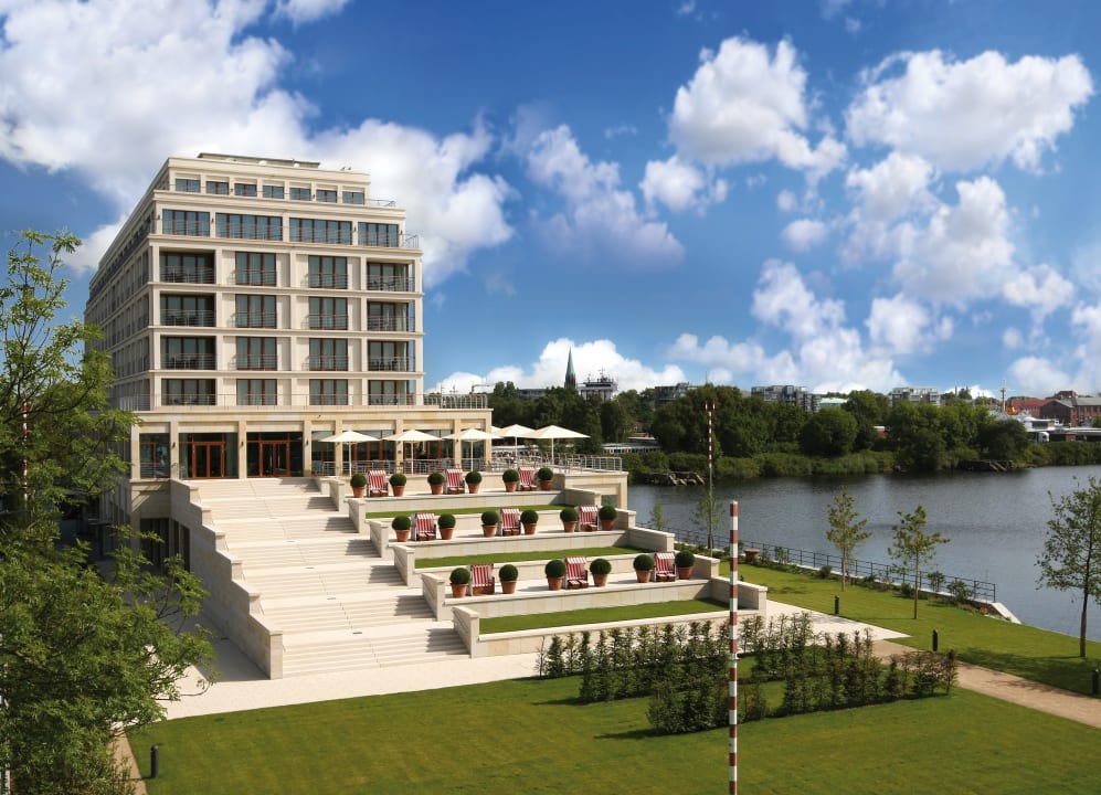 Außenansicht ATLANTIC Hotel Wilhelmshaven