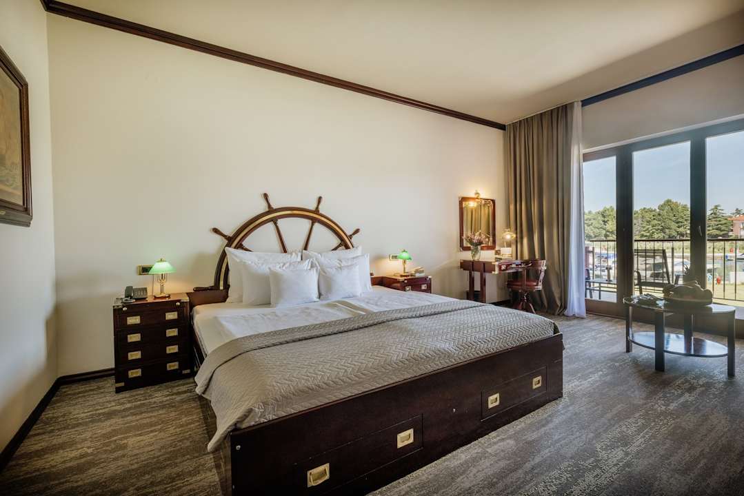 Zimmer Hotel Nautica