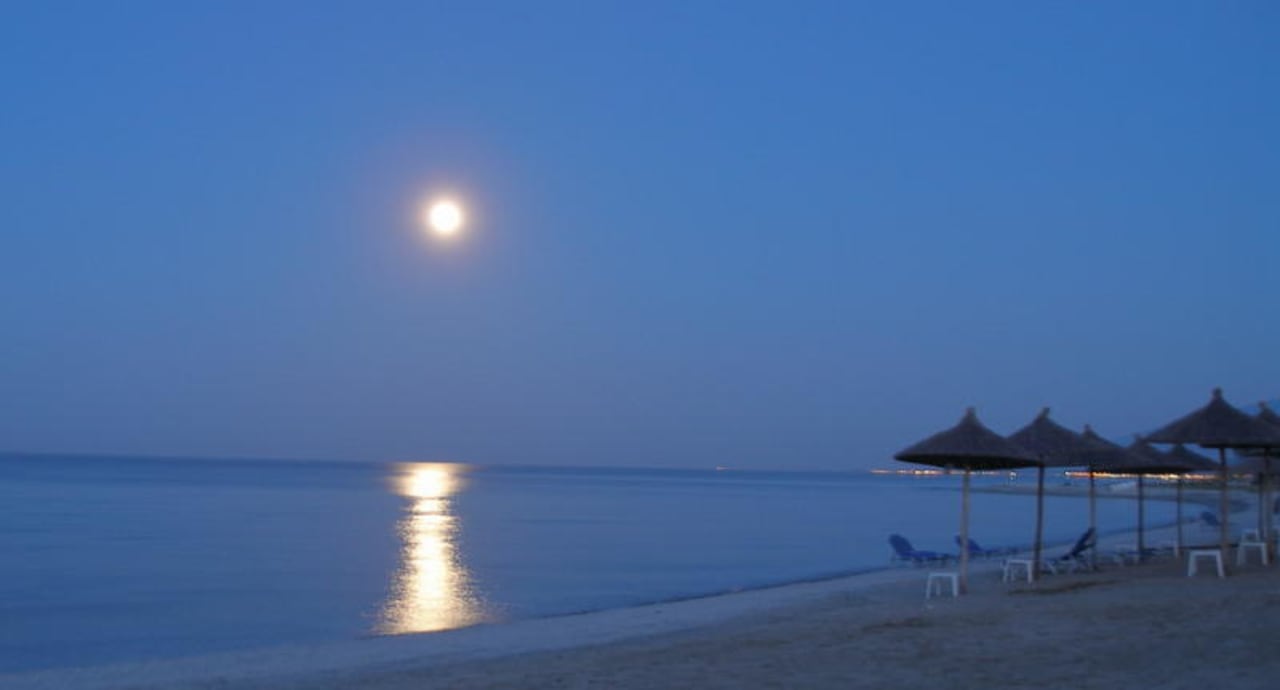 Vollmondnacht am Strand alltoura Club Hotel Poseidon Palace