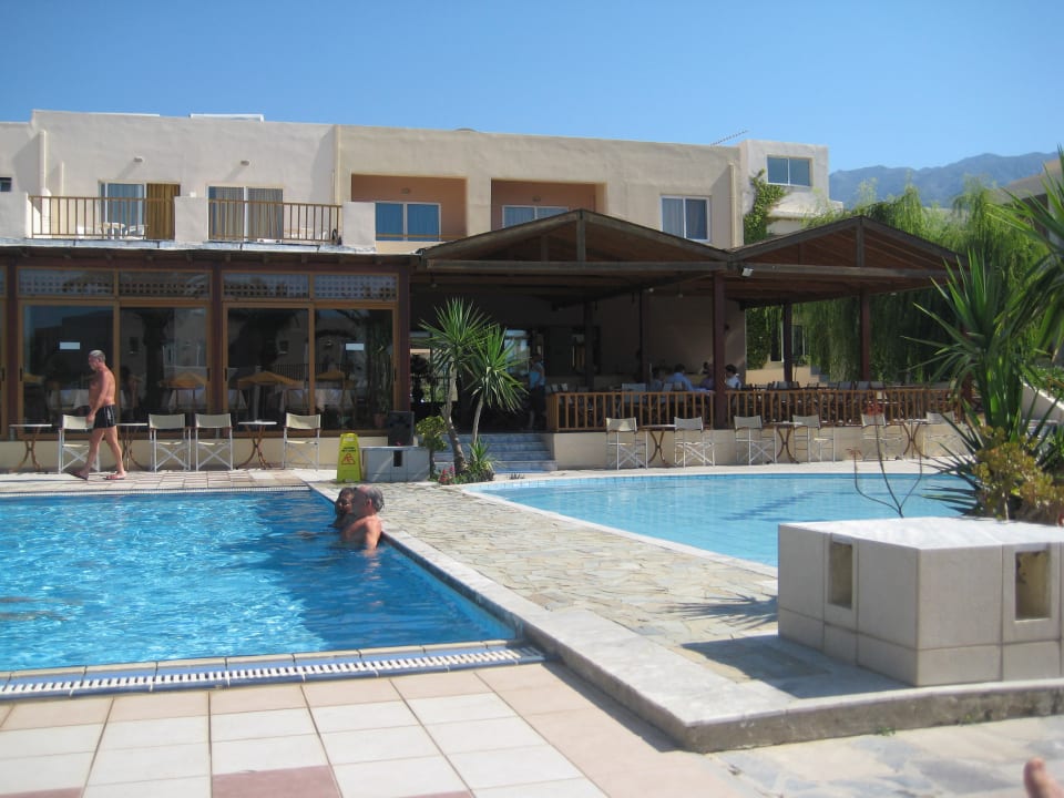 Pool Delfina Tropic Beach