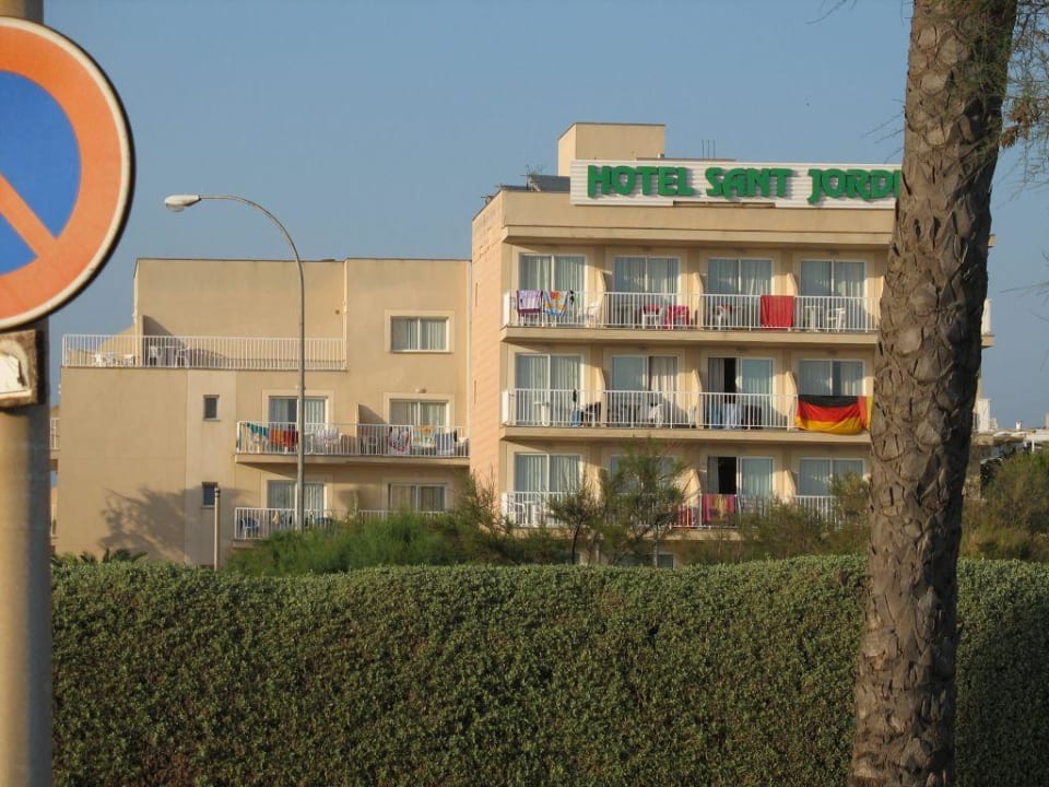 Vorderansicht Hotel Sant Jordi