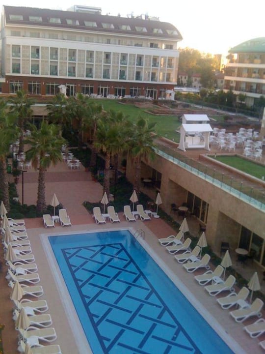 Pool am Speisesaal Sentido Trendy Verbena Beach