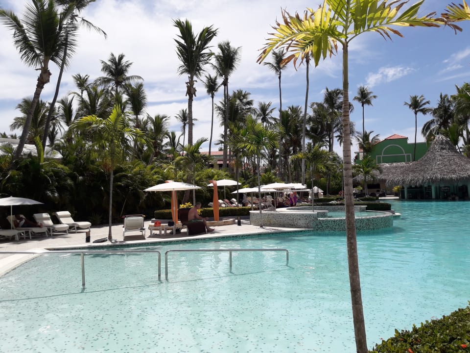 Pool Grand Palladium Select Bávaro Resort & Spa