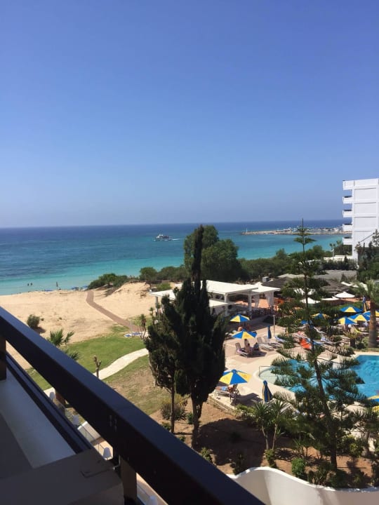 Вид из стандартного номера Melissi Beach Hotel & Spa