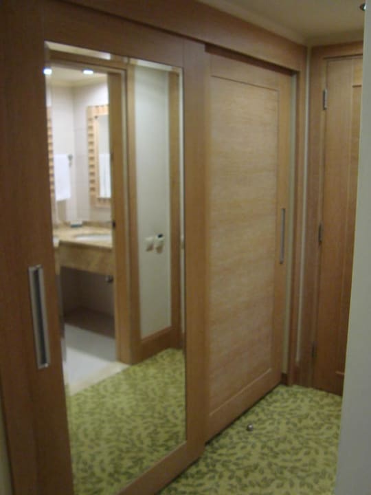 Kleiderschrank Dobedan Exclusive Hotel And Spa