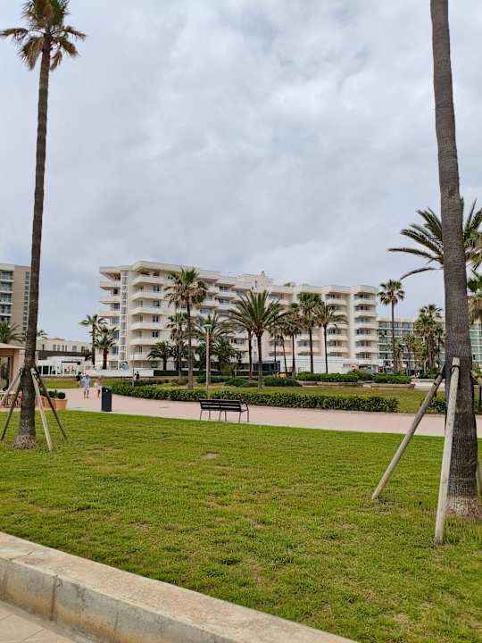 Außenansicht Hipotels Mercedes