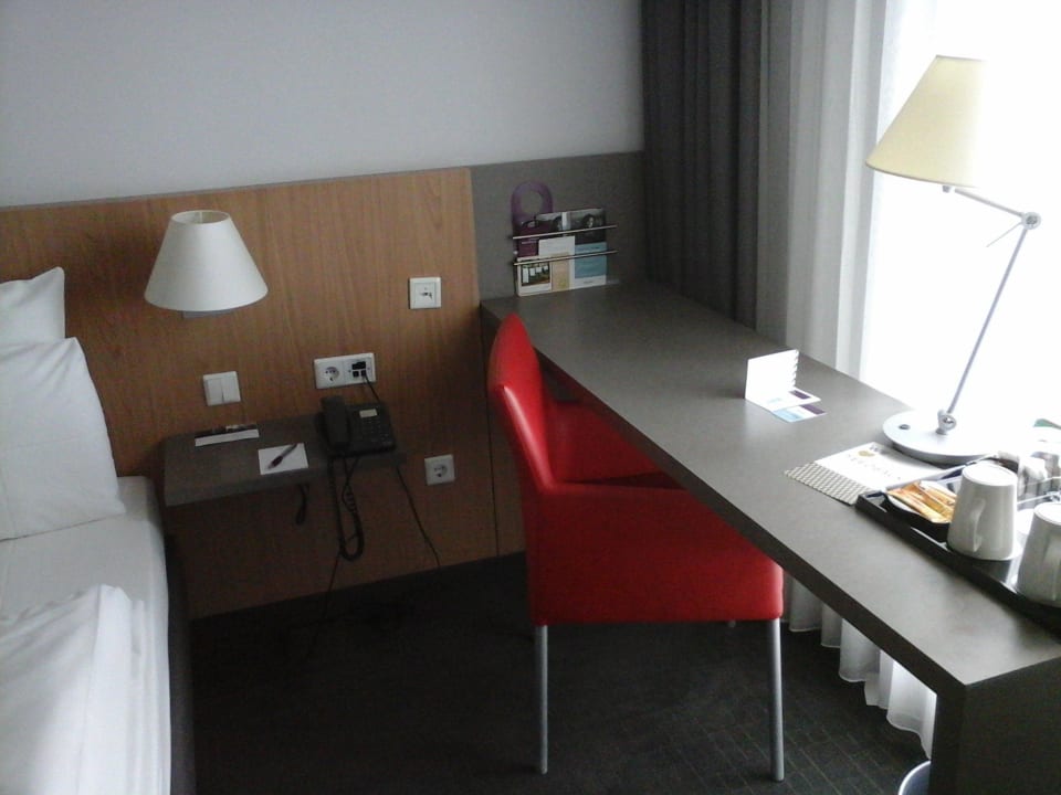 Heißwassergerät mit Tee oder Kaffee Mercure Hotel Hamburg Mitte