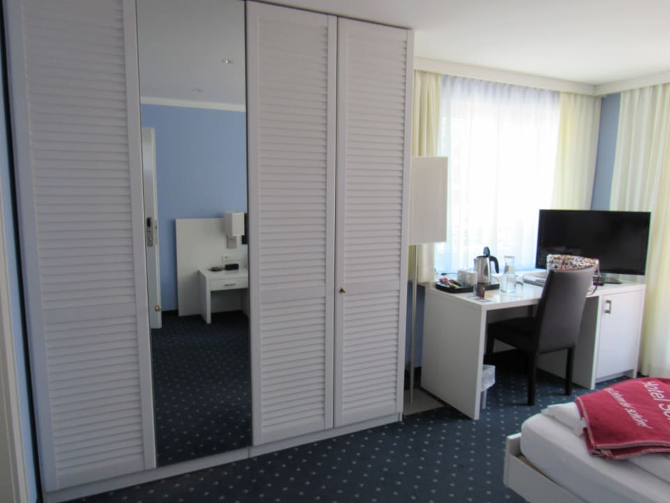 Zimmer SONNE_1806, Hotel am Campus Dornbirn