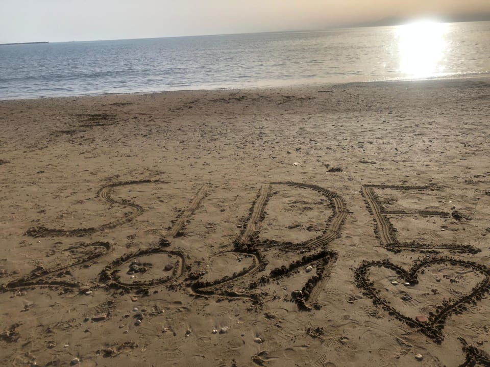 Strand Side Star Beach