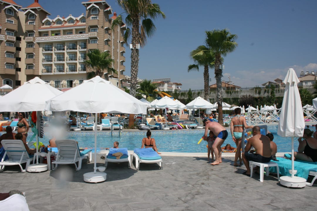 Vue sur la piscine Side Mare Resort & Spa