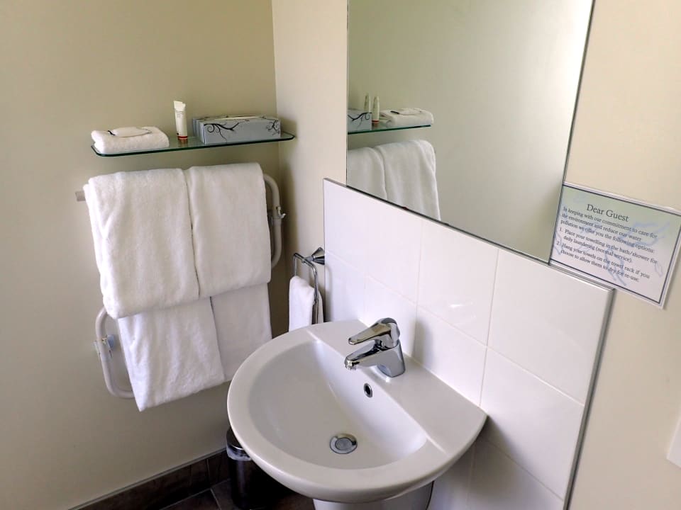 Zimmer BKs Pioneer Motel