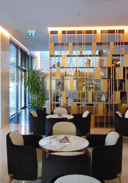 Lobby Hotel Elisa Tirana, Affiliated by Meliá