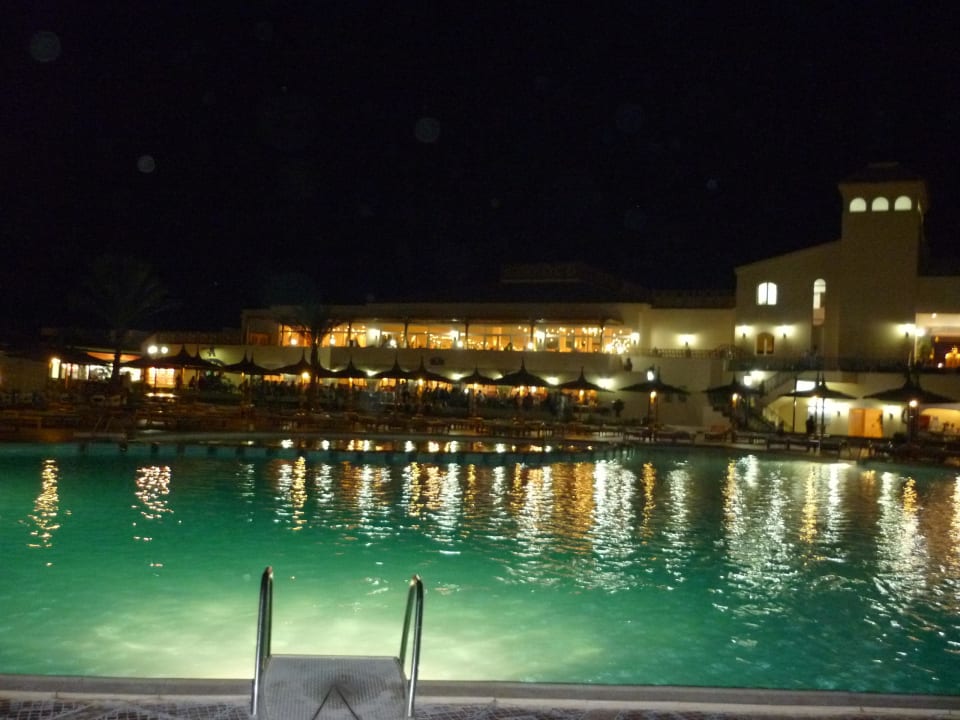 Blick Restaurant/ Rezeption  Pickalbatros Dana Beach Resort - Hurghada