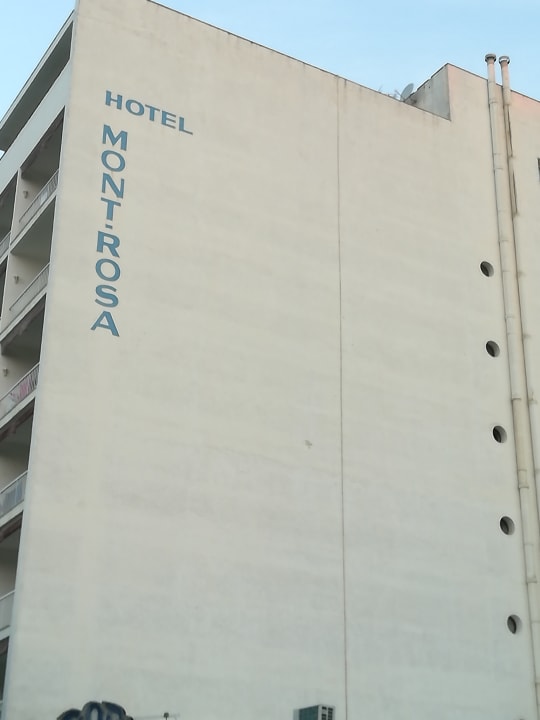 Außenansicht Hotel Mont Rosa