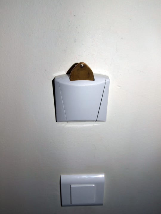 Klucz uruchamiający zasilanie w pokoju Hotel Kalithea Horizon Royal