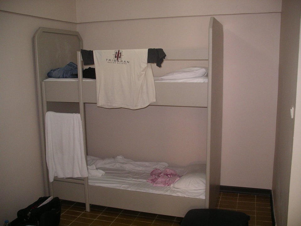 Kinderbett Familienzimmer  Club Sidelya Hotel