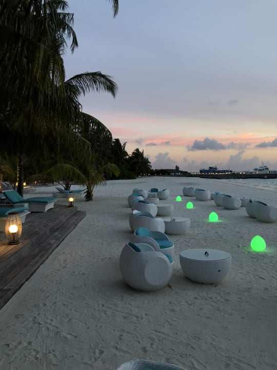 Strand Meeru Maldives Resort Island