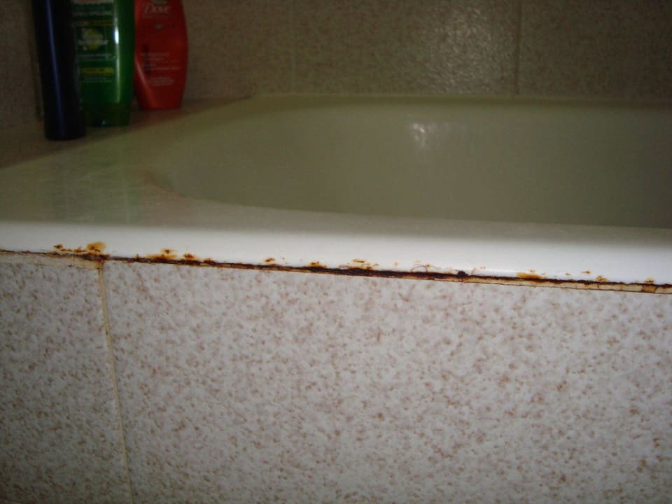 Rost an der Badewanne Caprice Janeiro Hotel & Spa