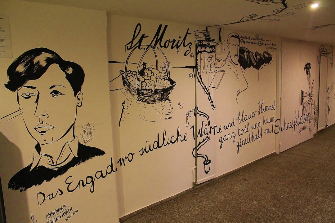 Wandbemalung im Laudinella-Untergeschoss Hotel Laudinella