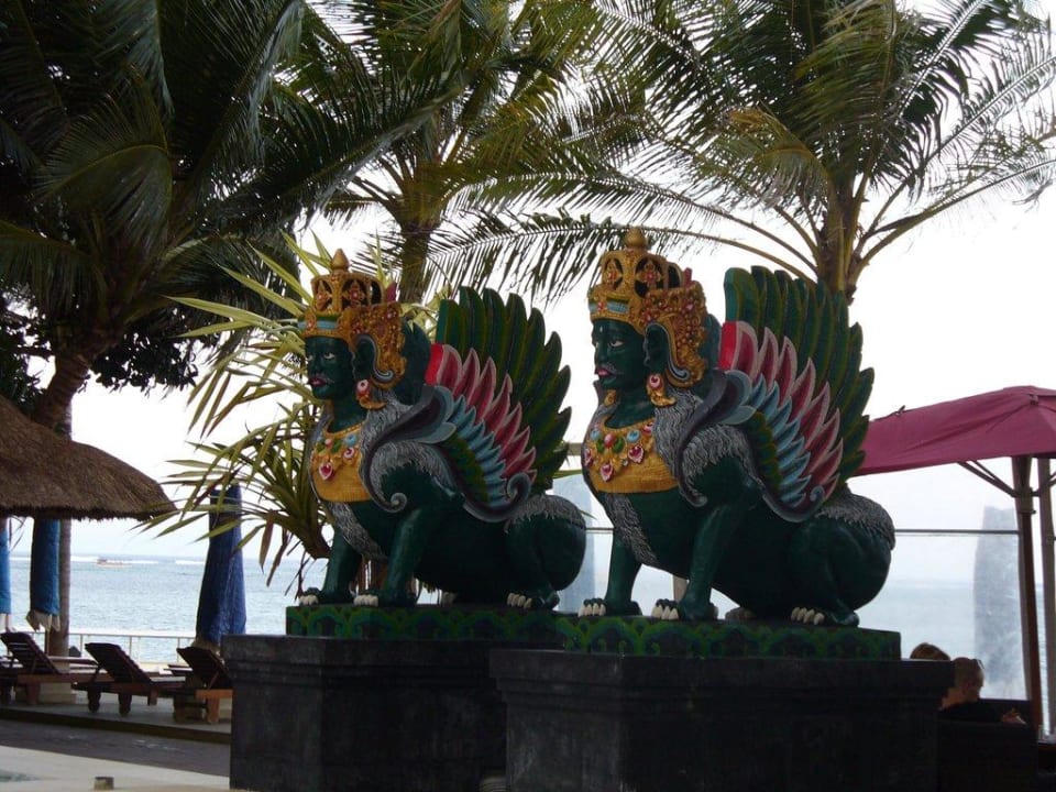 Hier findet auch der Balinesiche Abend statt Puri Santrian