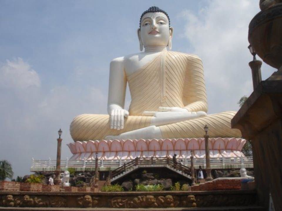 Tempel Hotel Jetwing Tropical Villas