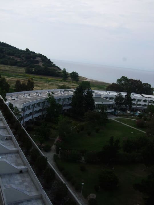 Blick aus dem Hotelzimmer (2. Stock) Hotel Athos Palace