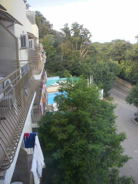 Widok z pokoju Hotel Zlaten Rog/ Golden Horn