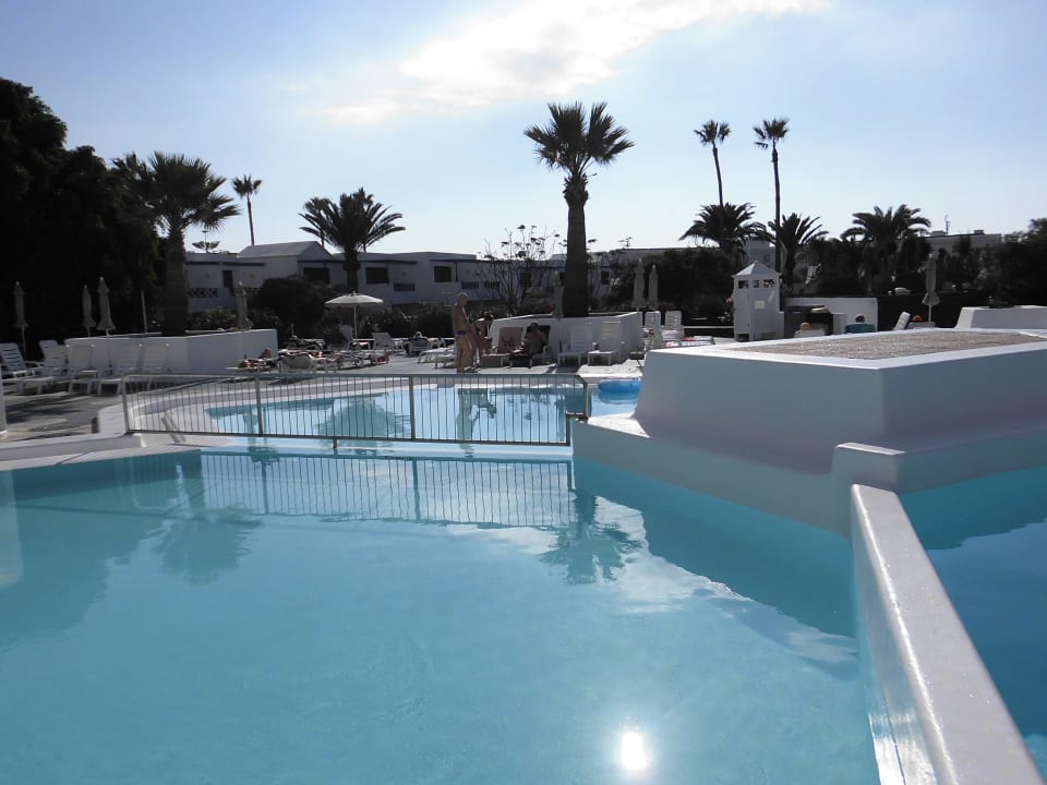 Piscina 2 Relaxia Olivina