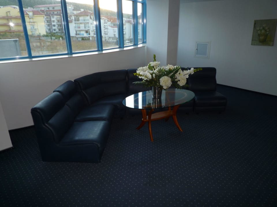 2. Stock Hotel Sineva Beach